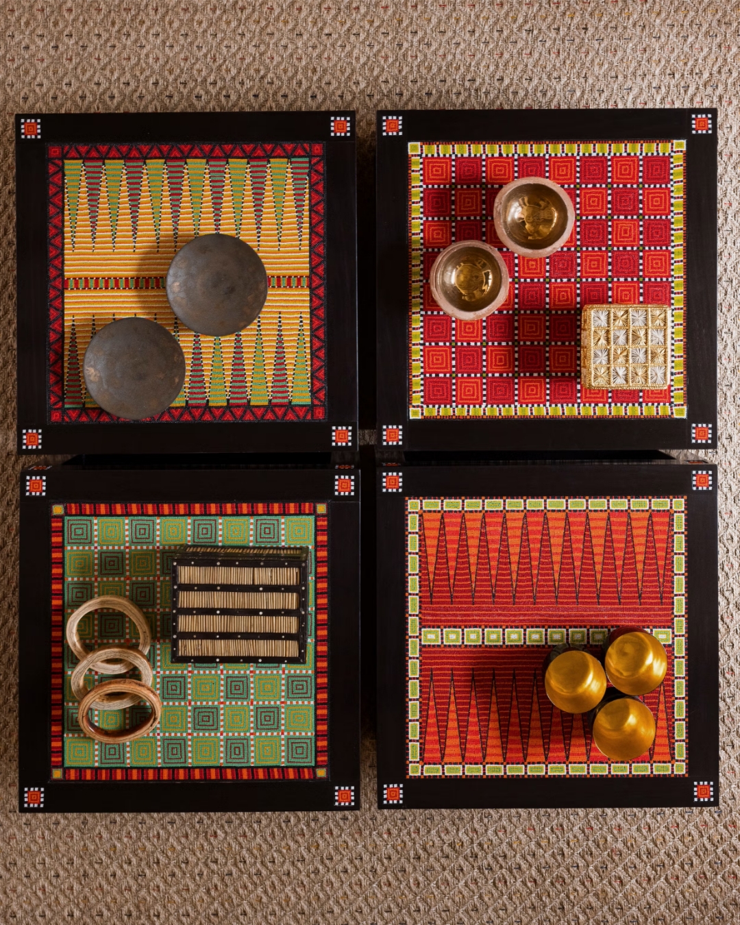 「Sibundoy Chess and Backgammon Tables」, 램갤러리