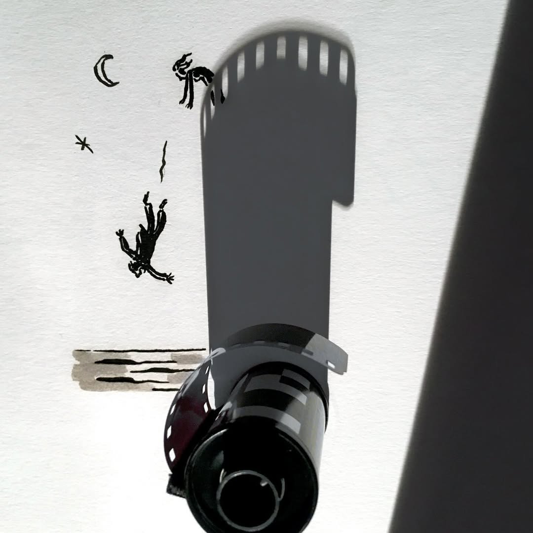 Falling from 35mm high #shadowology #film #movie #fall #push #thriller #shadowart #oldie #analog #35mm #cinema #vertigo #